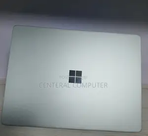 New Laptop Microsoft Surface Pro 8 8GB Intel Core I5 SSD 256GB
