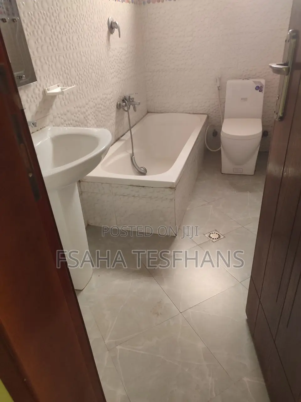 2bdrm Apartment in Apartment For Rent, Yeka for rent