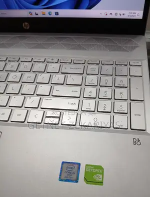 New Laptop HP Pavilion 15 8GB Intel Core I5 HDD+SSD 128GB