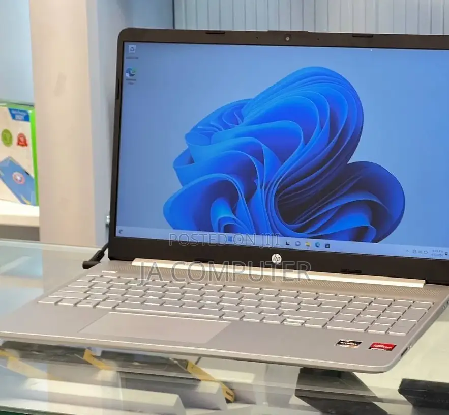 New Laptop HP Stream Notebook 16GB AMD Ryzen 7 SSD 512GB