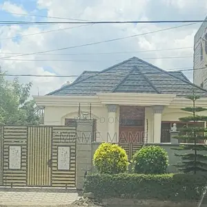 5bdrm Villa in Addis Abeba, Bole for sale