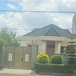 5bdrm Villa in Addis Abeba, Bole for sale