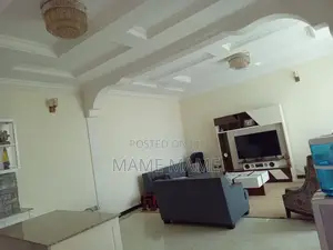 5bdrm Villa in Addis Abeba, Bole for sale