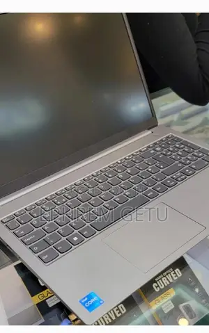 New Laptop Lenovo ThinkBook 15 8GB Intel Core i5 SSD 512GB