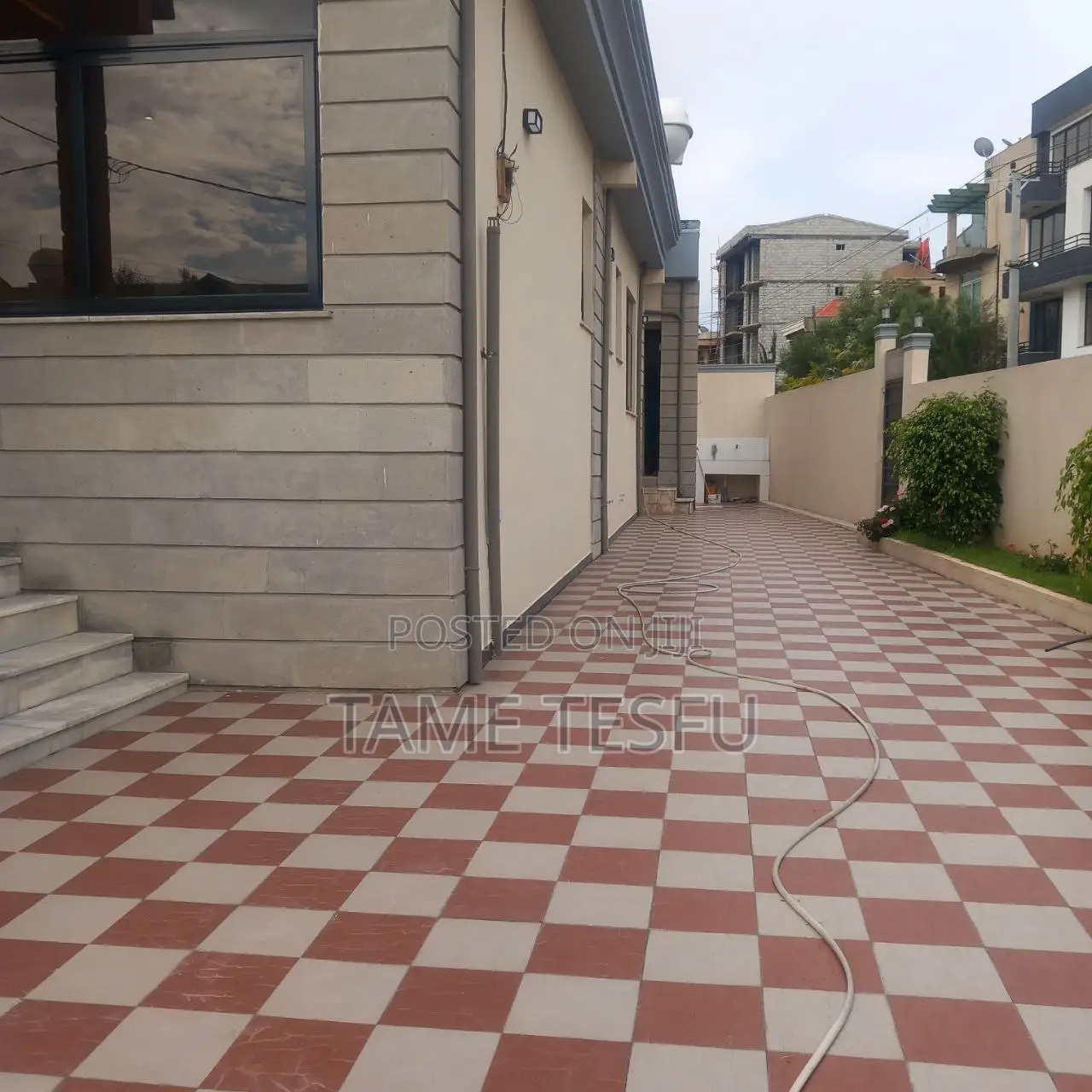 Furnished 4bdrm Villa in Summit, Bole for sale
