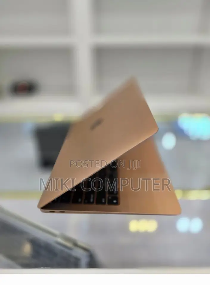 New Laptop Apple MacBook Air 2020 M1 8GB Intel SSD 256GB
