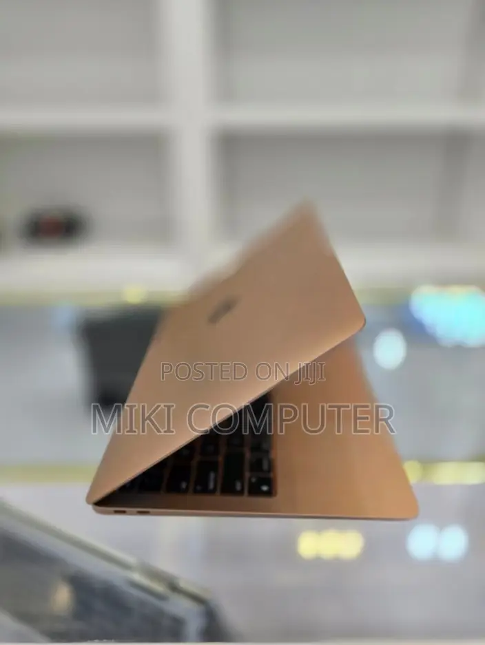 New Laptop Apple MacBook Air 2020 M1 8GB Intel SSD 256GB