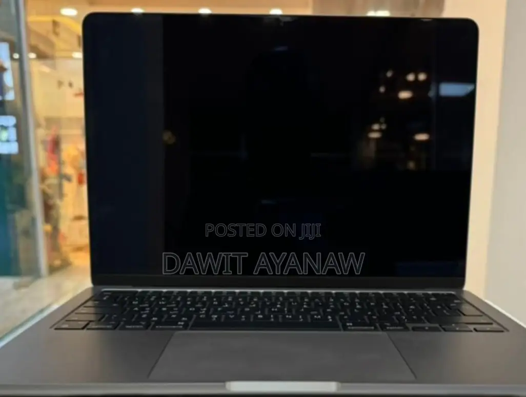New Laptop Apple MacBook Air 2022 M2 8GB Apple M2 SSD 256GB