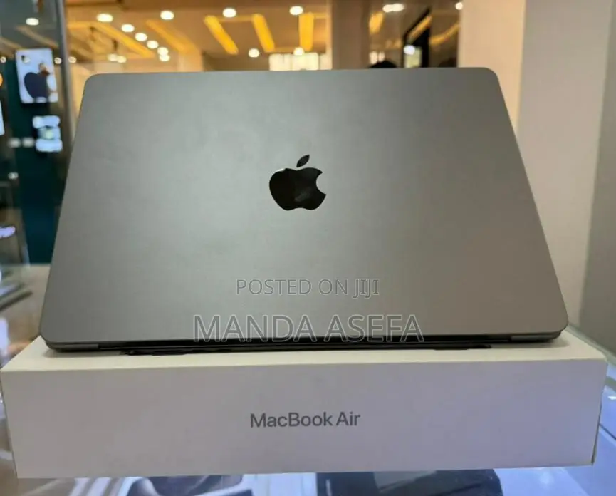 New Laptop Apple MacBook Air 2022 M2 8GB Apple M2 SSD 512GB