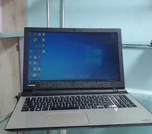 New Laptop Toshiba Satellite C850 8GB Intel Core i5 HDD 1T