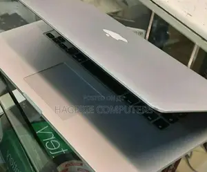 New Laptop Apple MacBook Pro 2011 4GB Intel Core 2 Duo SSD 500GB