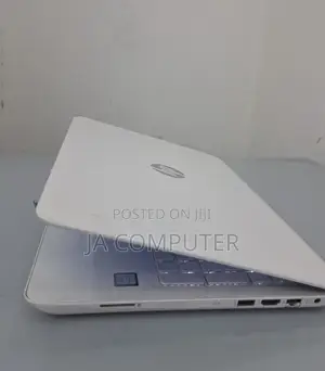 New Laptop HP Pavilion 15 8GB Intel Core I5 HDD 1T