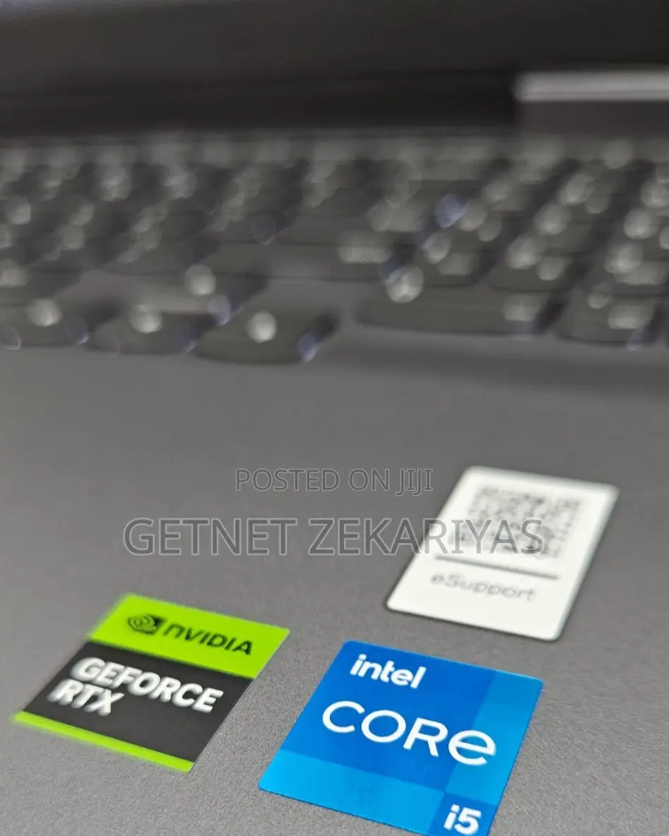 New Laptop Lenovo 8GB Intel Core I5 SSD 1T