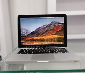 New Laptop Apple MacBook Pro 2010 4GB Intel Core 2 Quad HDD 320GB