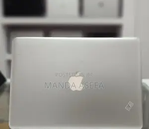 New Laptop Apple MacBook Pro 2010 4GB Intel Core 2 Quad HDD 320GB