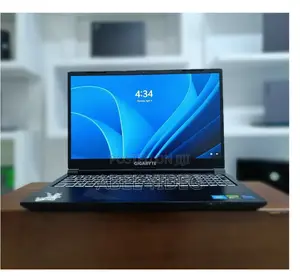 New Laptop Gigabyte 16GB Intel Core I7 SSD 512GB