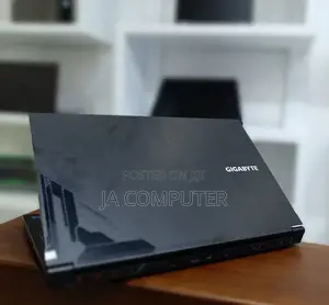 New Laptop Gigabyte AERO 14 16GB Intel Core I7 SSD 512GB