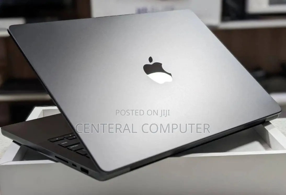 New Apple MacBook Pro 2023 M3 Pro 16-inch 18GB Apple M3 Pro SSD 1T