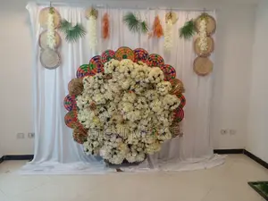 Shmglena Decour