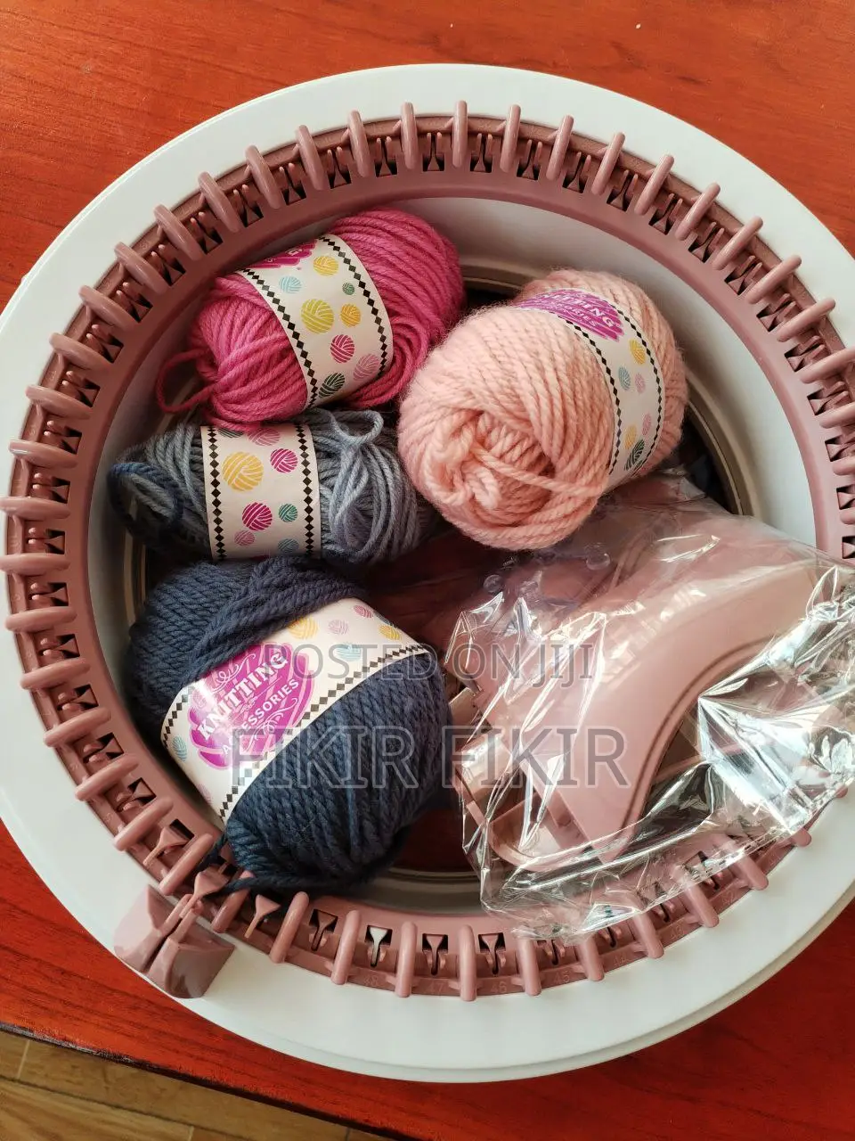 Knitting Machine