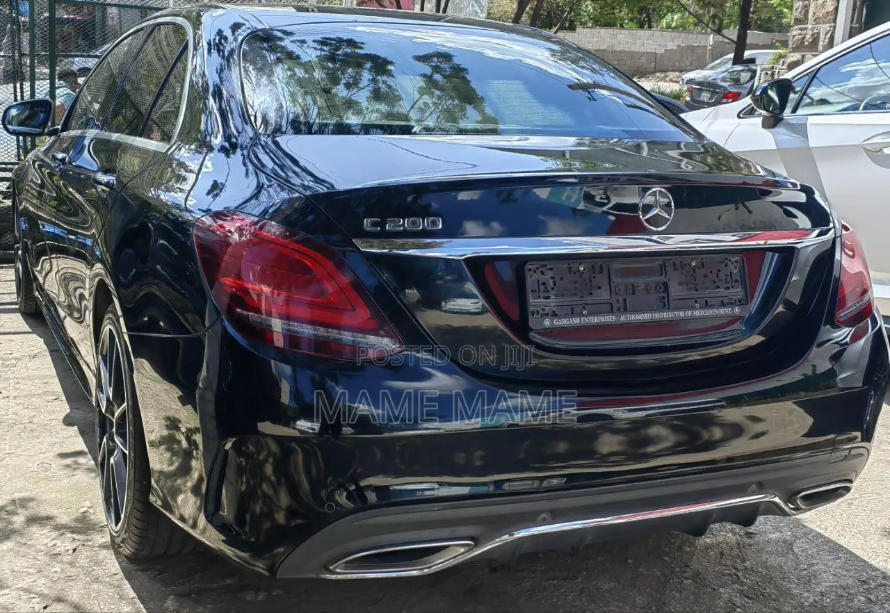 Mercedes-Benz C200 2019 Black