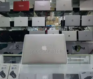 New Laptop Apple MacBook Pro 2012 8GB Intel Core I5 SSD 256GB