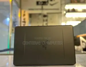 New Laptop Razer Blade Advanced 16GB Intel Core I7 SSD 512GB