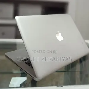 New Laptop Apple MacBook Pro 2010 4GB Intel Core 2 Duo HDD 320GB