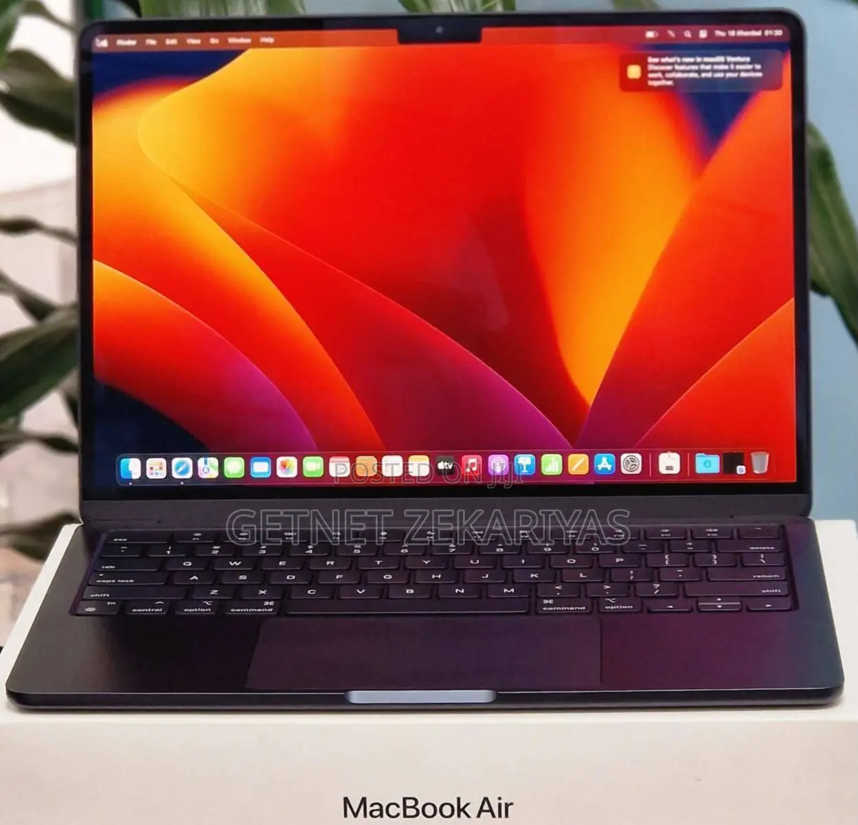 New Laptop Apple MacBook Air 2022 M2 8GB Apple M2 SSD 256GB