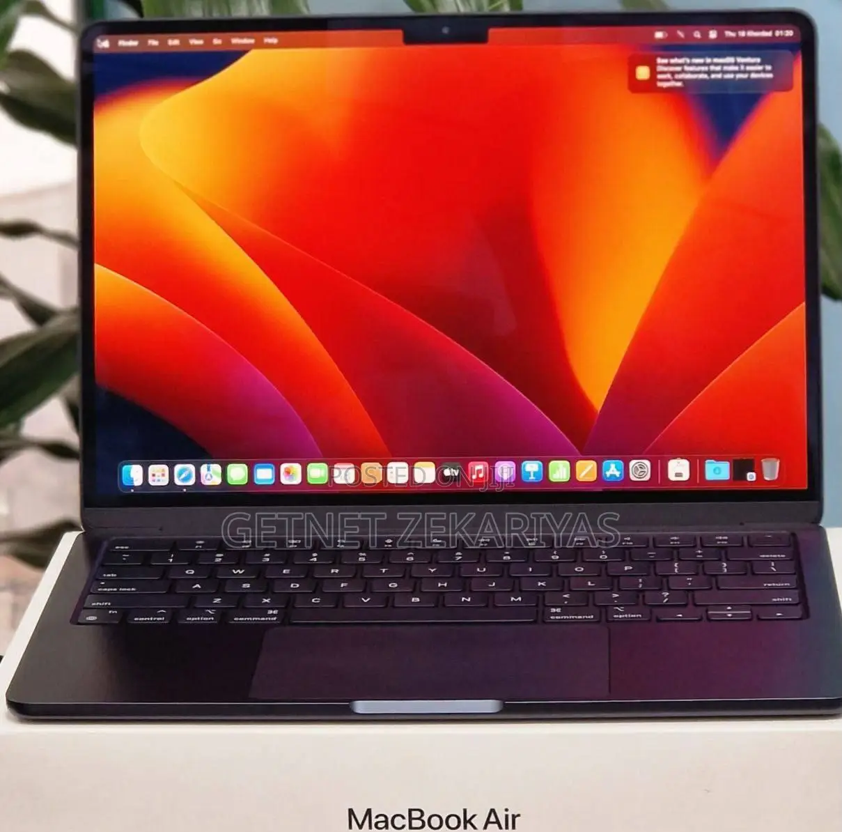 New Laptop Apple MacBook Air 2022 M2 8GB Apple M2 SSD 256GB