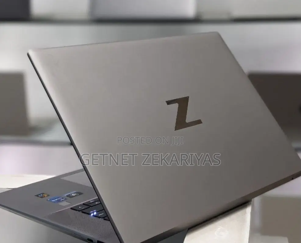 New Laptop HP ZBook Studio 16GB Intel Core I7 SSD 512GB