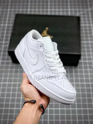 Air Jordan 1 Low Triple White Shoes High Quality Luxurious