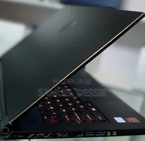 New Laptop MSI 16GB Intel Core I7 SSD 512GB