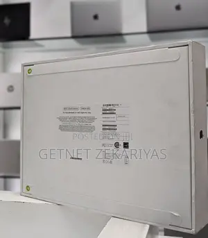 New Laptop Apple MacBook Air 2022 M2 8GB Apple M2 SSD 512GB