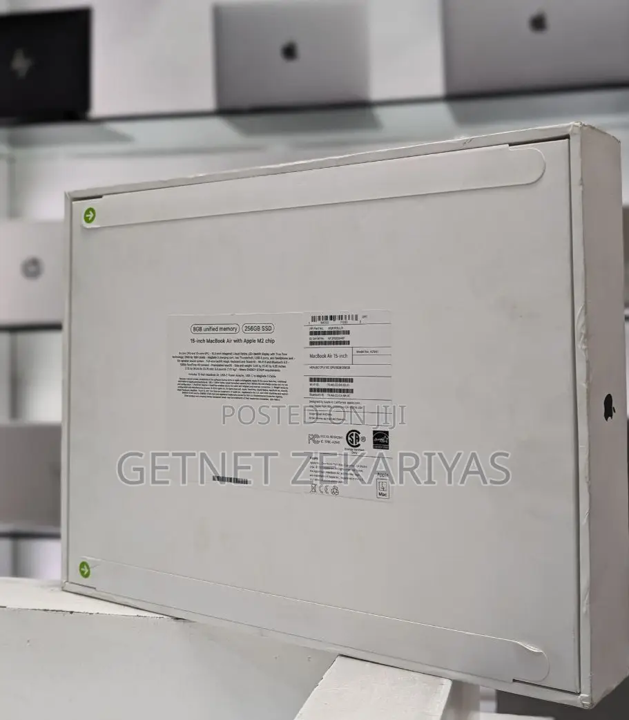 New Laptop Apple MacBook Air 2022 M2 8GB Apple M2 SSD 512GB