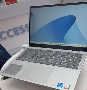 New Laptop Dell Inspiron 15 16GB Intel Core I7 SSD 1T