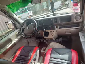 Suzuki Every Wagon 2012 Silver