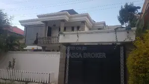5bdrm House in አያት የአያት ቤቶች በደንብ, Yeka for sale