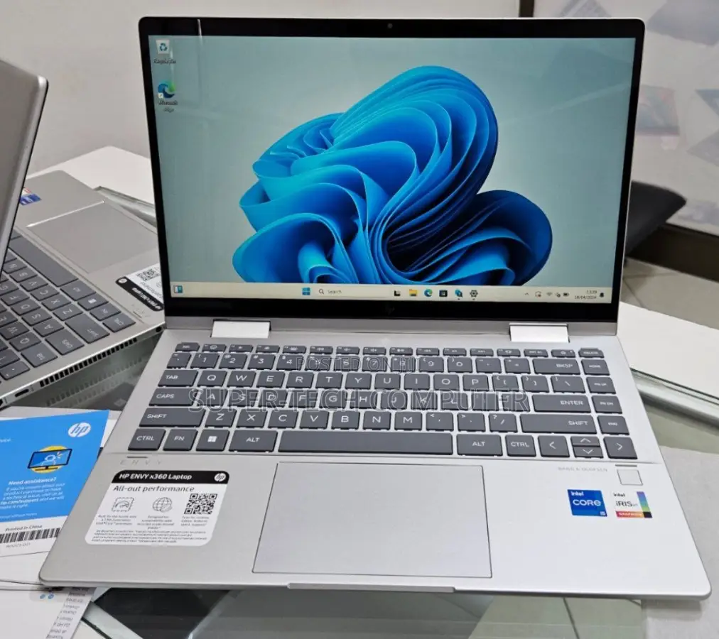 New Laptop HP Envy X360 8GB Intel Core I5 SSD 512GB