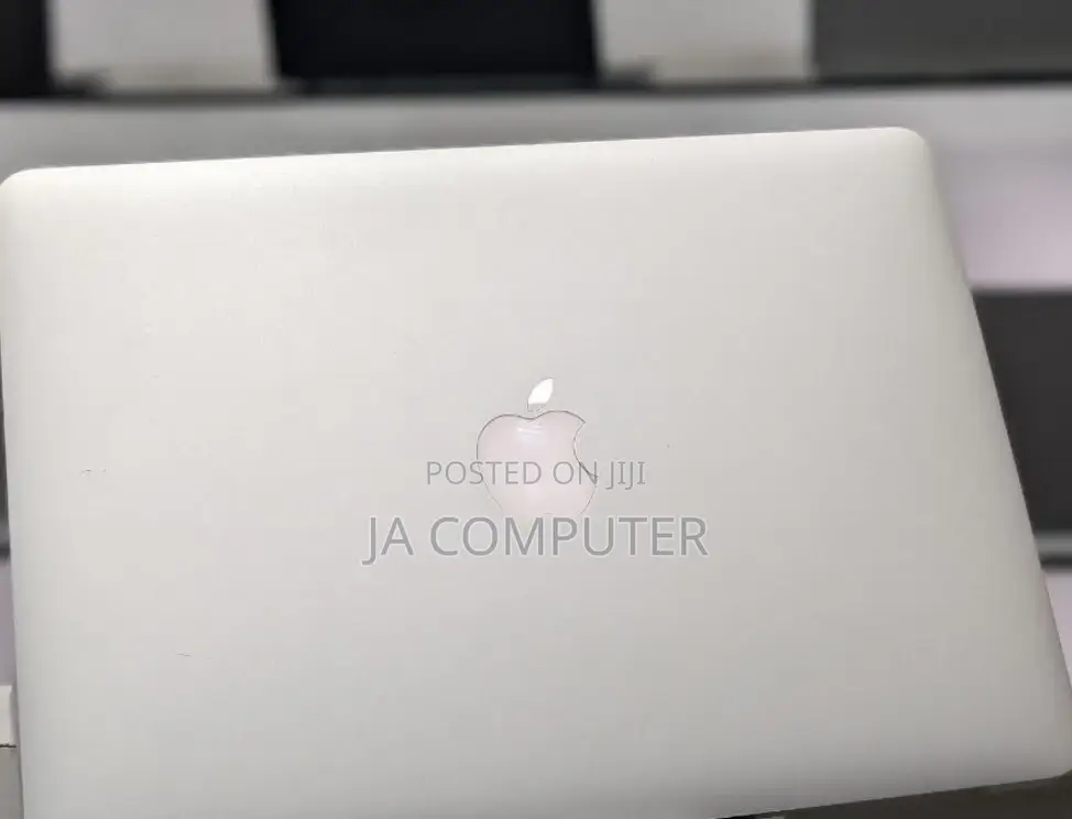 New Laptop Apple MacBook Air 2014 8GB Intel Core I7 SSD 256GB
