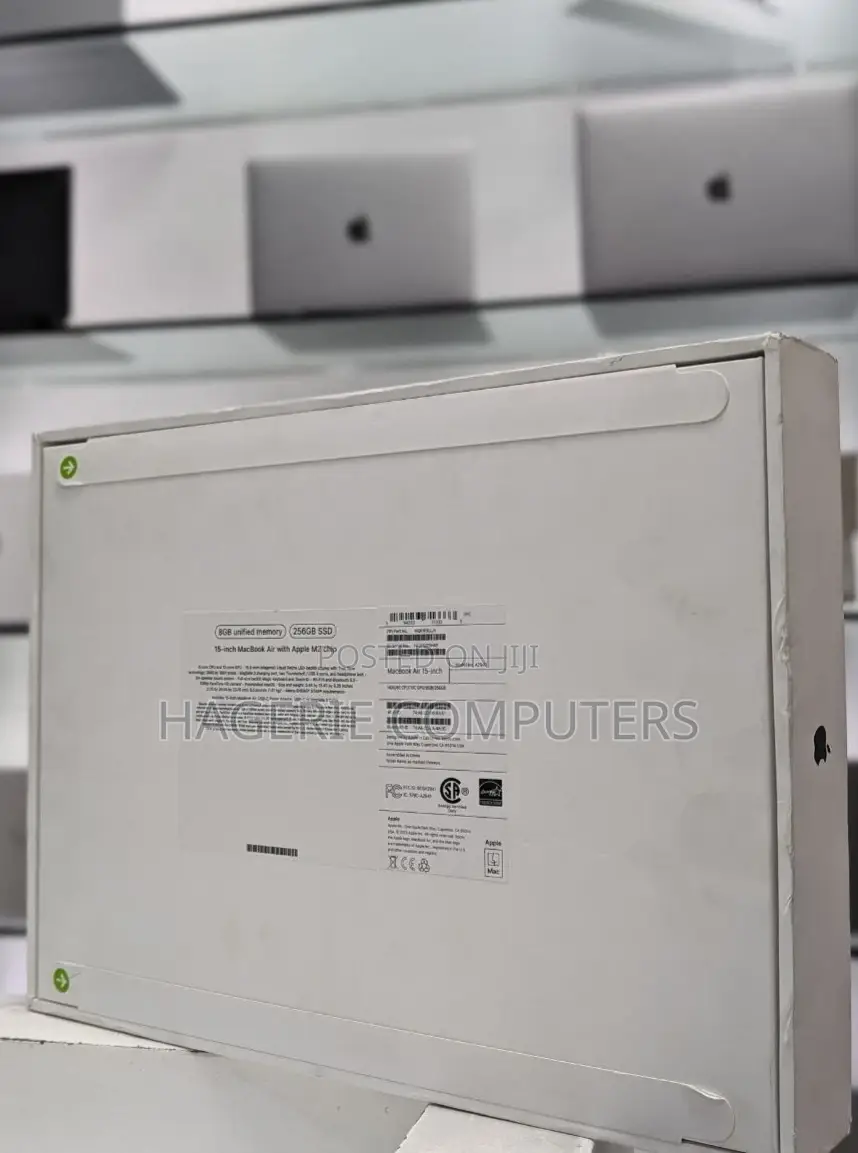 New Laptop Apple MacBook Air 2022 M2 8GB Apple M2 SSD 256GB
