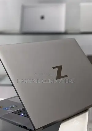 New Laptop HP ZBook Firefly 16inch G9 16GB Intel Core I7 SSD 1T