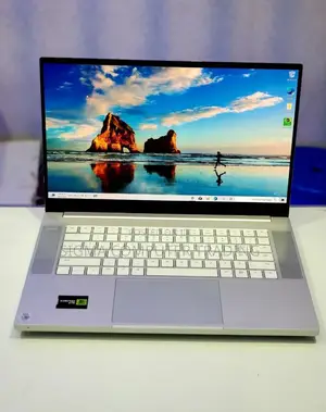 New Laptop Razer Blade 16GB Intel Core I7 SSD 1T