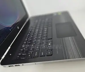 New Laptop HP Pavilion 15 8GB Intel Core I5 SSD 512GB
