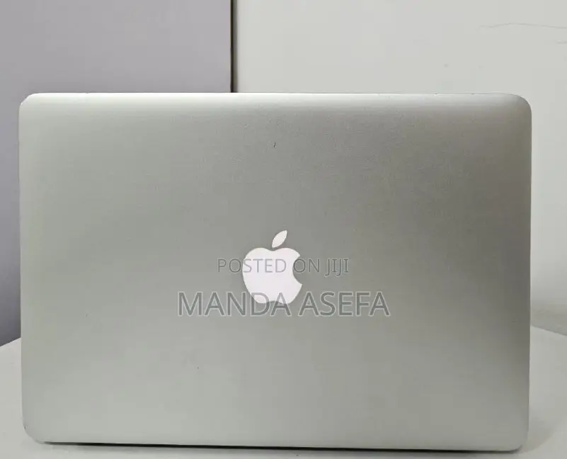 New Laptop Apple MacBook Air 2017 8GB Intel Core I5 SSD 256GB