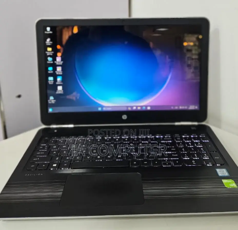 New Laptop HP Pavilion 15 8GB Intel Core I5 SSD 512GB