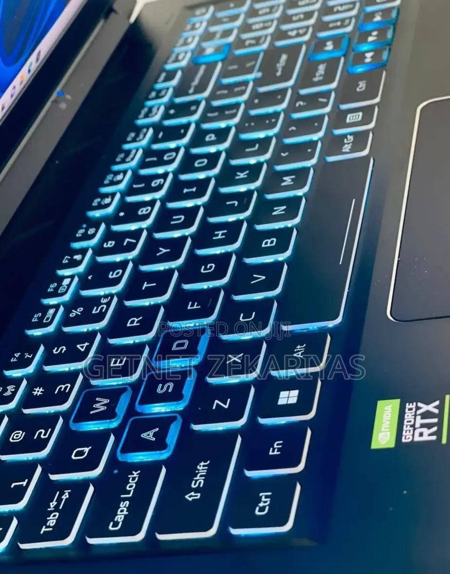 New Laptop Acer Predator Helios 300 16GB Intel Core I9 SSD 512GB