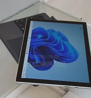 New Laptop Microsoft Surface Pro 8GB Intel Core I5 SSD 128GB