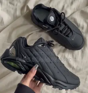 Nike Nocta Sneakers Black X White Ghetto Aesthetic Drake Sho