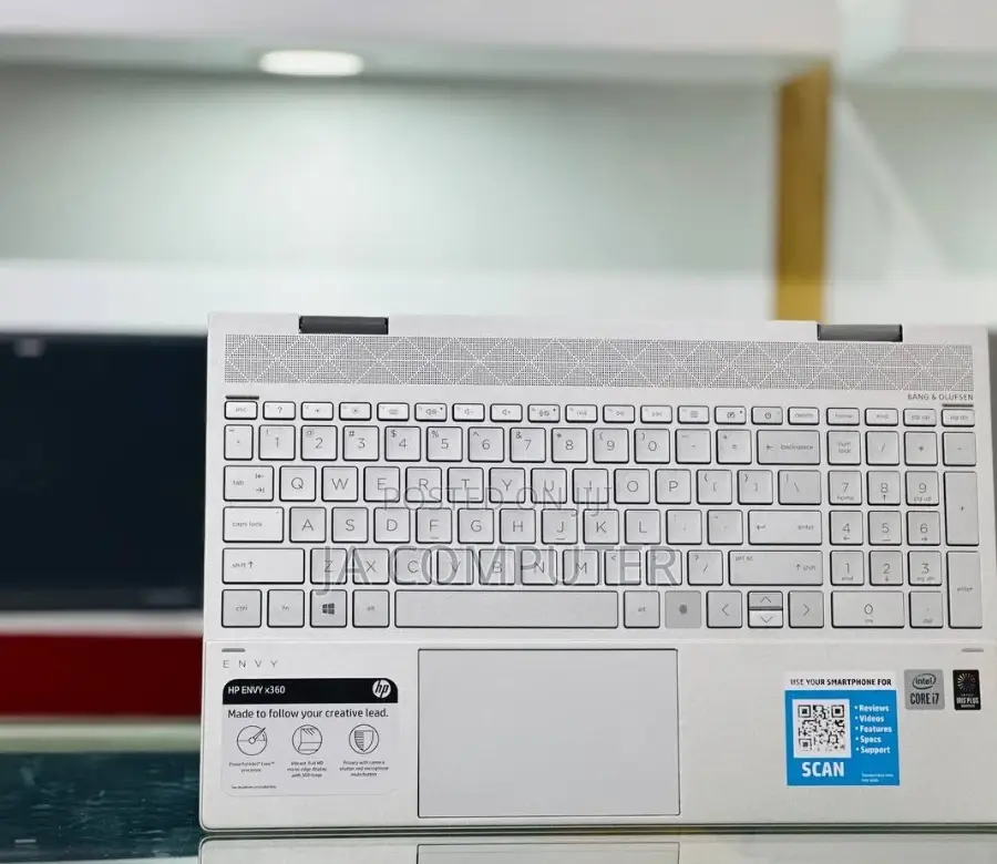 New Laptop HP Envy X360 8GB Intel Core I7 SSD 512GB